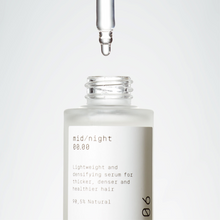 Įkelti vaizdą į galerijos rodinį, Mid/night 00.00 Scalp Drops 00.06 Stiprinantis galvos odos serumas, 30ml
